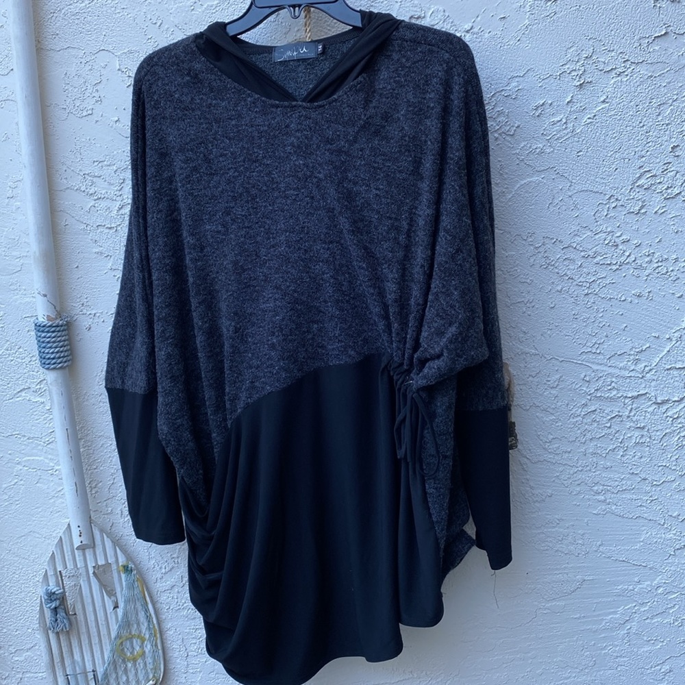 Sympli hooded grey black size 14 grey acrylic with poly black hood sweater